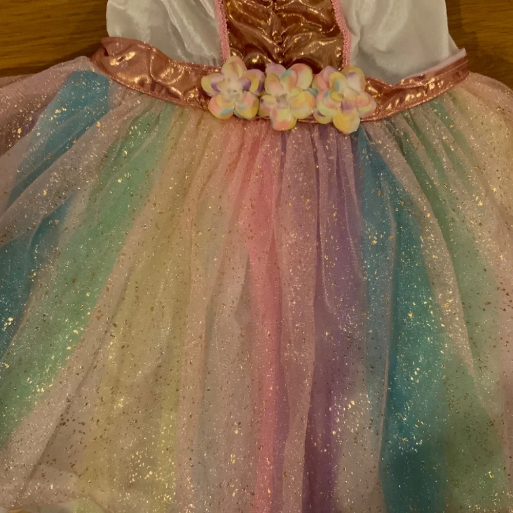 Spirit Halloween Unicorn Costume with Headband w/ Flowers - Picture 5 of 9